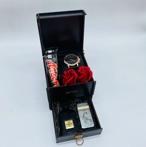 باکس هدیه مردانه کد 7