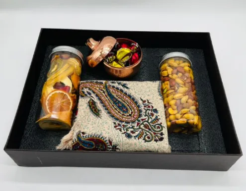 پک هدیه یلدایی Y108