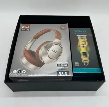 باکس هدیه سازمانی مردانه کد CB29 | هاردباکس لوکس شامل ماشین اصلاح VGR V-290 و هدفون بیسیم BW-HF8 نویز کنسلینگ