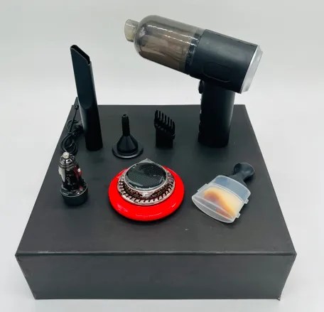 پک هدیه خودرویی CB55 با بسته‌بندی هارد باکس شیک و اقلام کاربردی خودرو