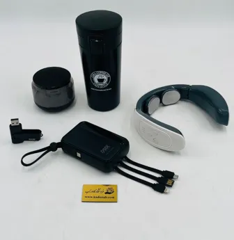 پک هدیه مدیریتی کد CB85 با طراحی مدرن و پنج کالای دیجیتال و کاربردی برای هدیه سازمانی