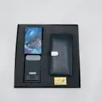 پک هدیه مدیریتی CB89 شامل کیف پول هوشمند، ماوس بی‌سیم و پایه موبایل نیتو