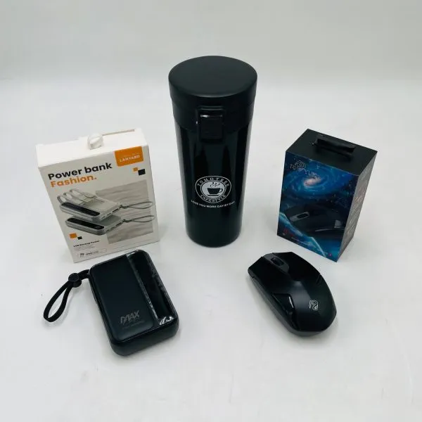 پک هدیه مدیریتی CB90. پک هدیه مدیریتی کد CB90 شامل تراول ماگ کافی، پاوربانک فشن دارای نمایشگر و سه کابل شارژ